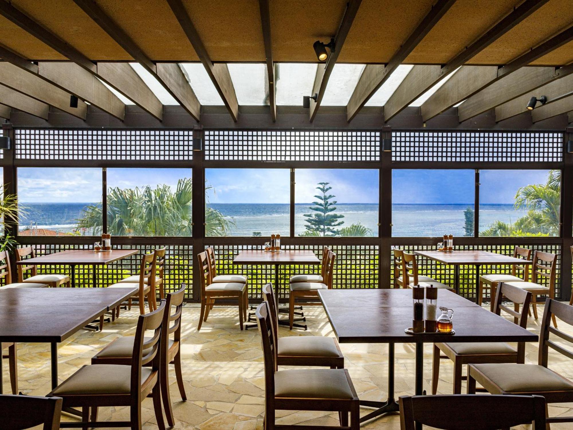 Hotel Shigira Mirage Miyakojima  Extérieur photo